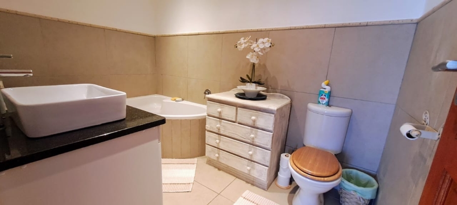 4 Bedroom Property for Sale in Vermont Western Cape
